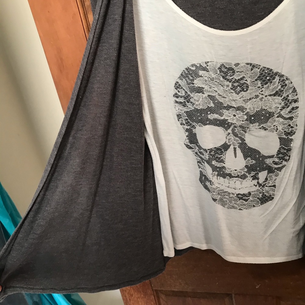 Long sleeve skull shirt - Picture 2 of 5